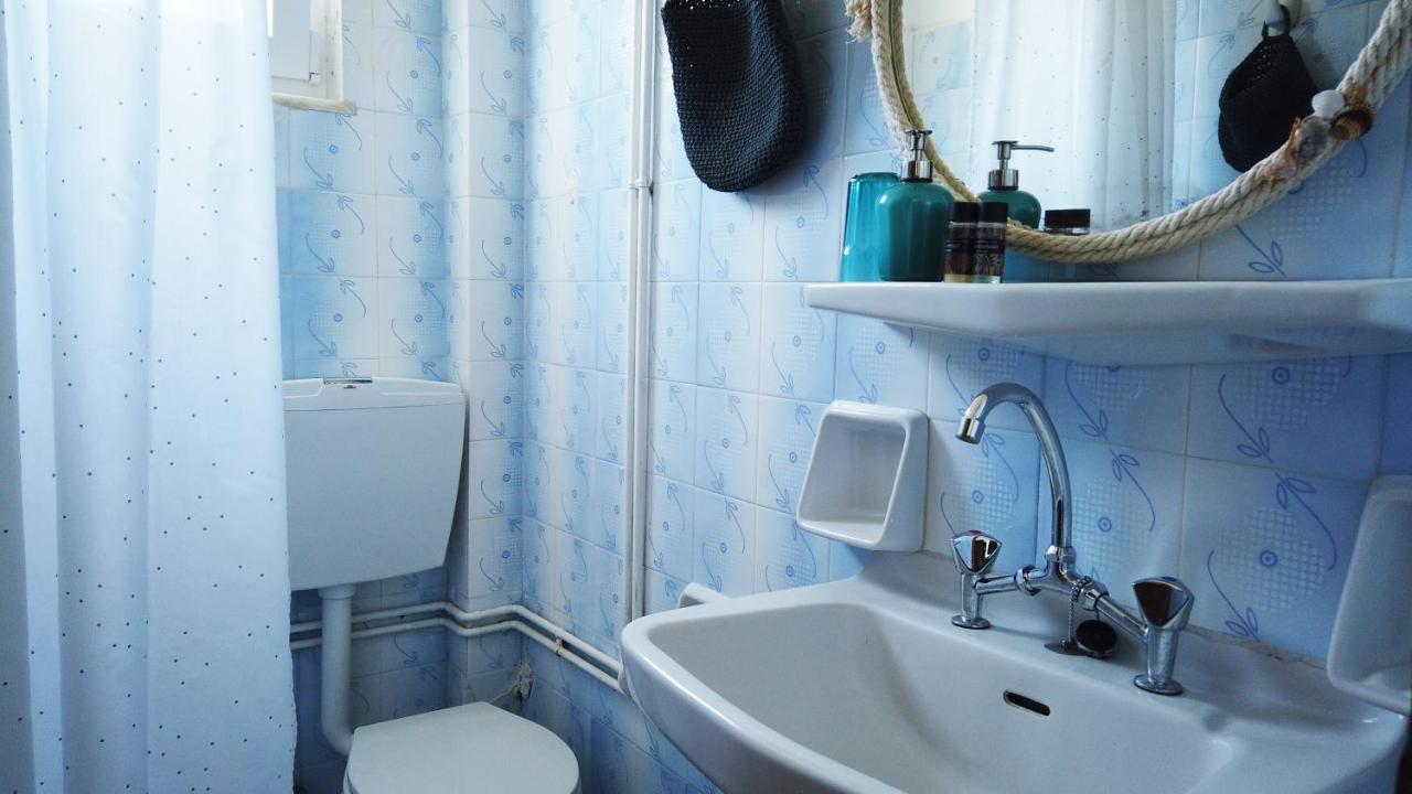 Fistiki Rooms Agia Marina  Zewnętrze zdjęcie